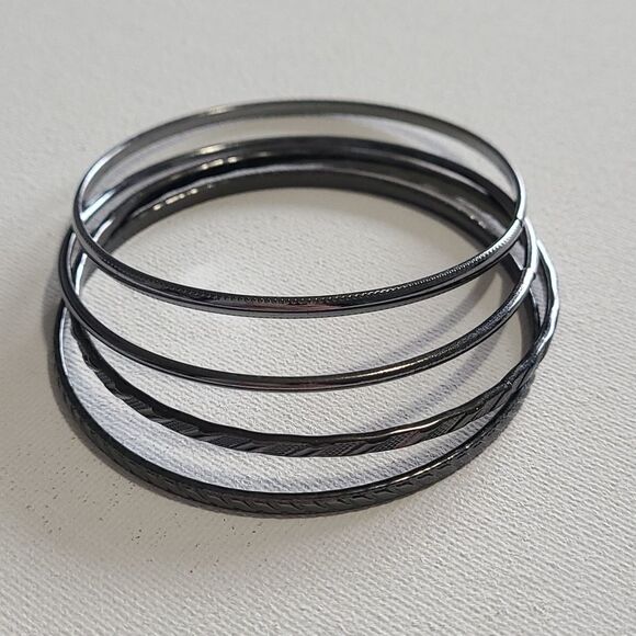 Silver Black Bangle Bracelet Set - Picture 1 of 4
